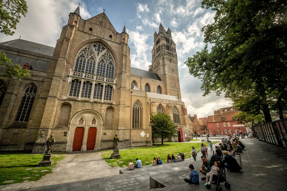 northern facade of the cathedral with the stepped square in front, between the cathedral and the Steenstraat